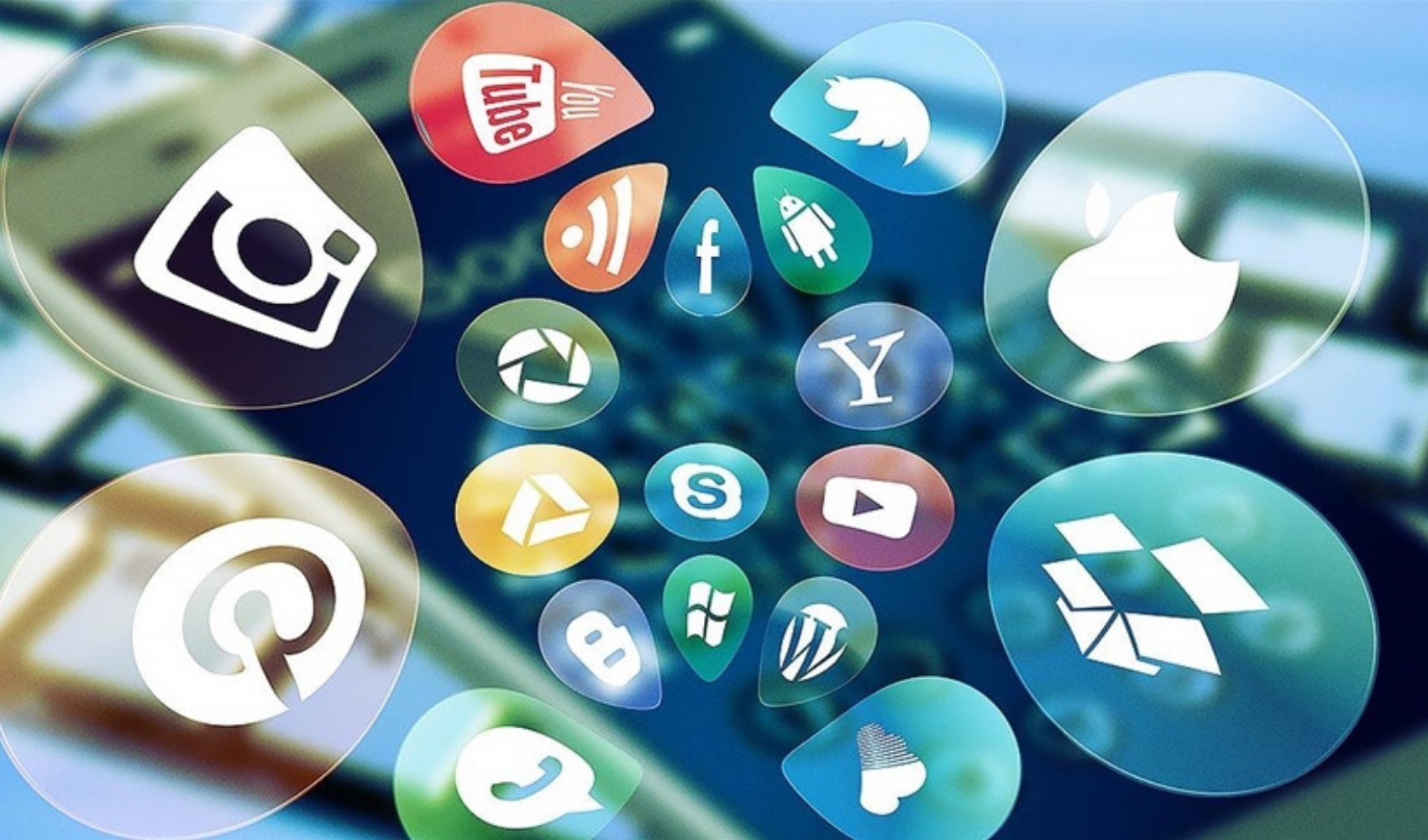 Yunanistan'da dijital sansür dönemi başlıyor: 15 yaş altı erişim yasağı geldi