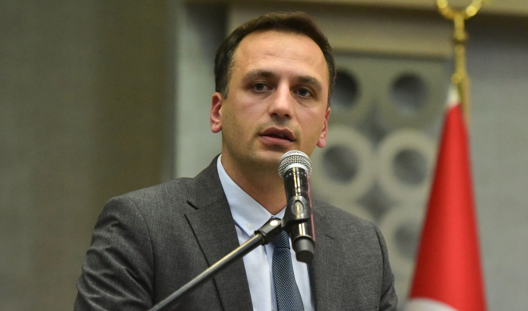 CHP'li Bornova Belediye Başkanı Ömer Eşki gözaltında