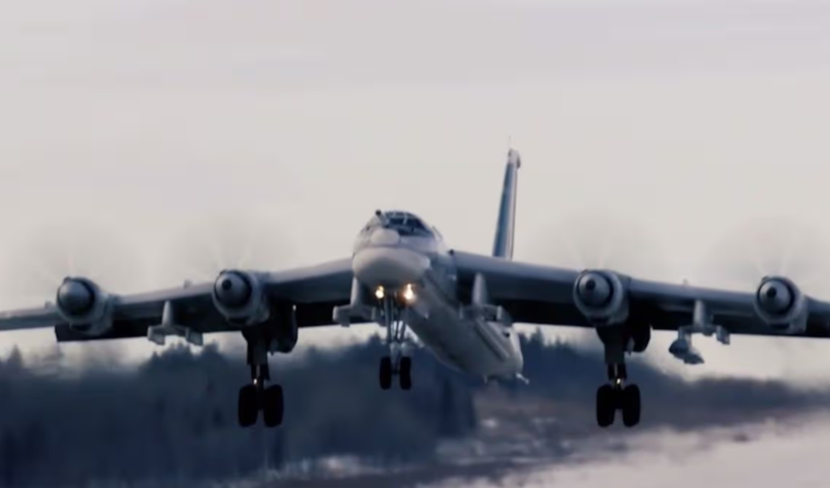 Rus bombardıman uçaklarıyla güç gösterisi tansiyonu yükseltti