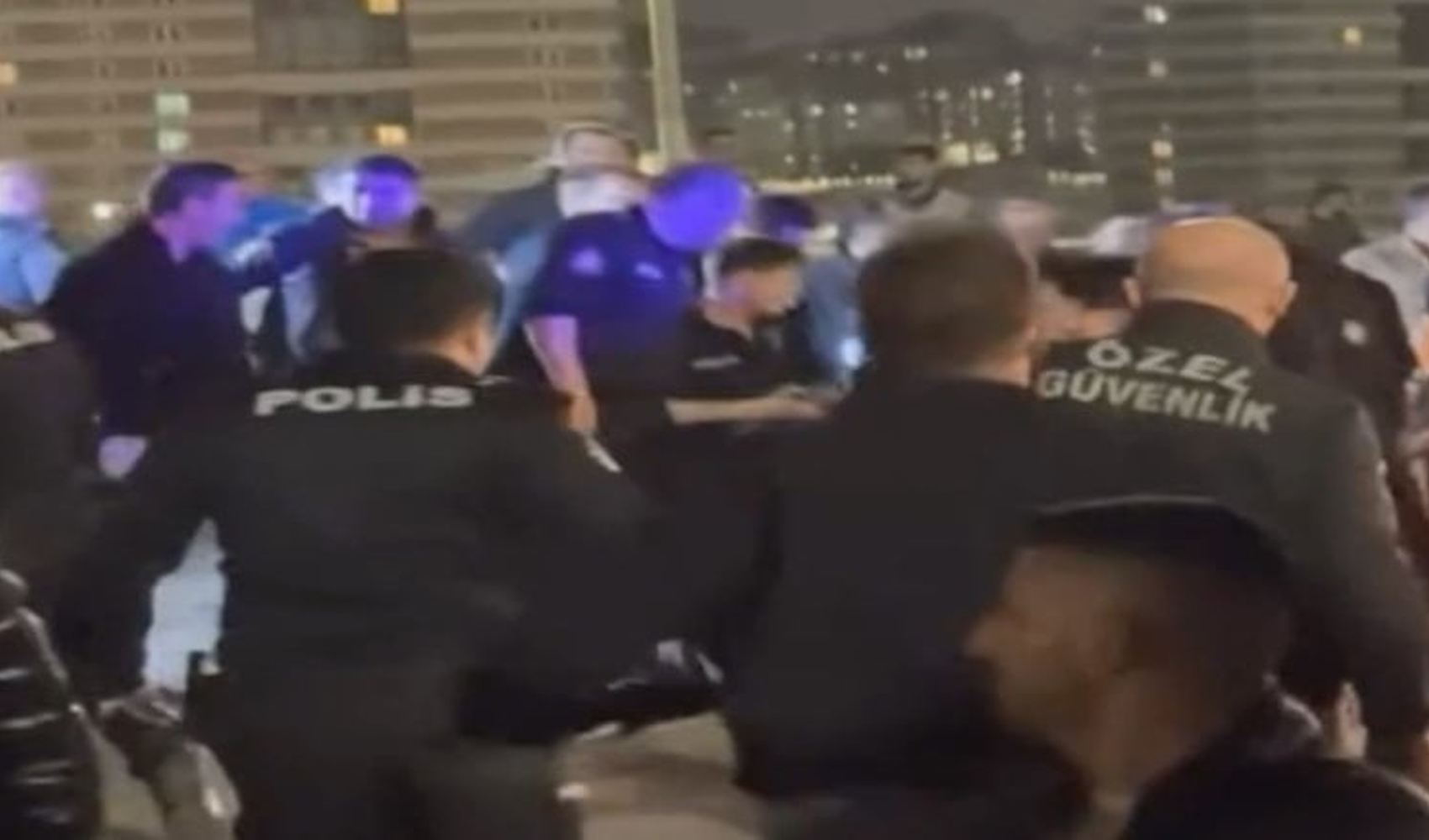 Bayrampaşa sebze halinde gece kavgası: Polis ekipleri müdahale etti