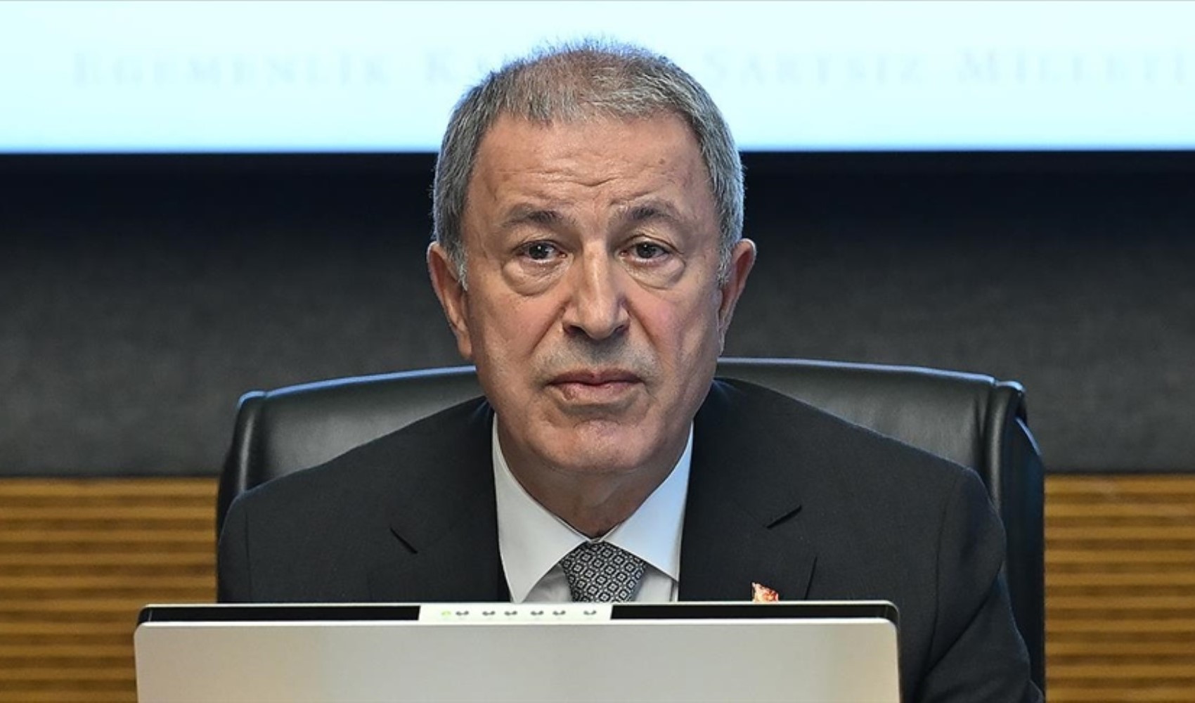Hulusi Akar'dan üniversitelilere ilginç tavsiye