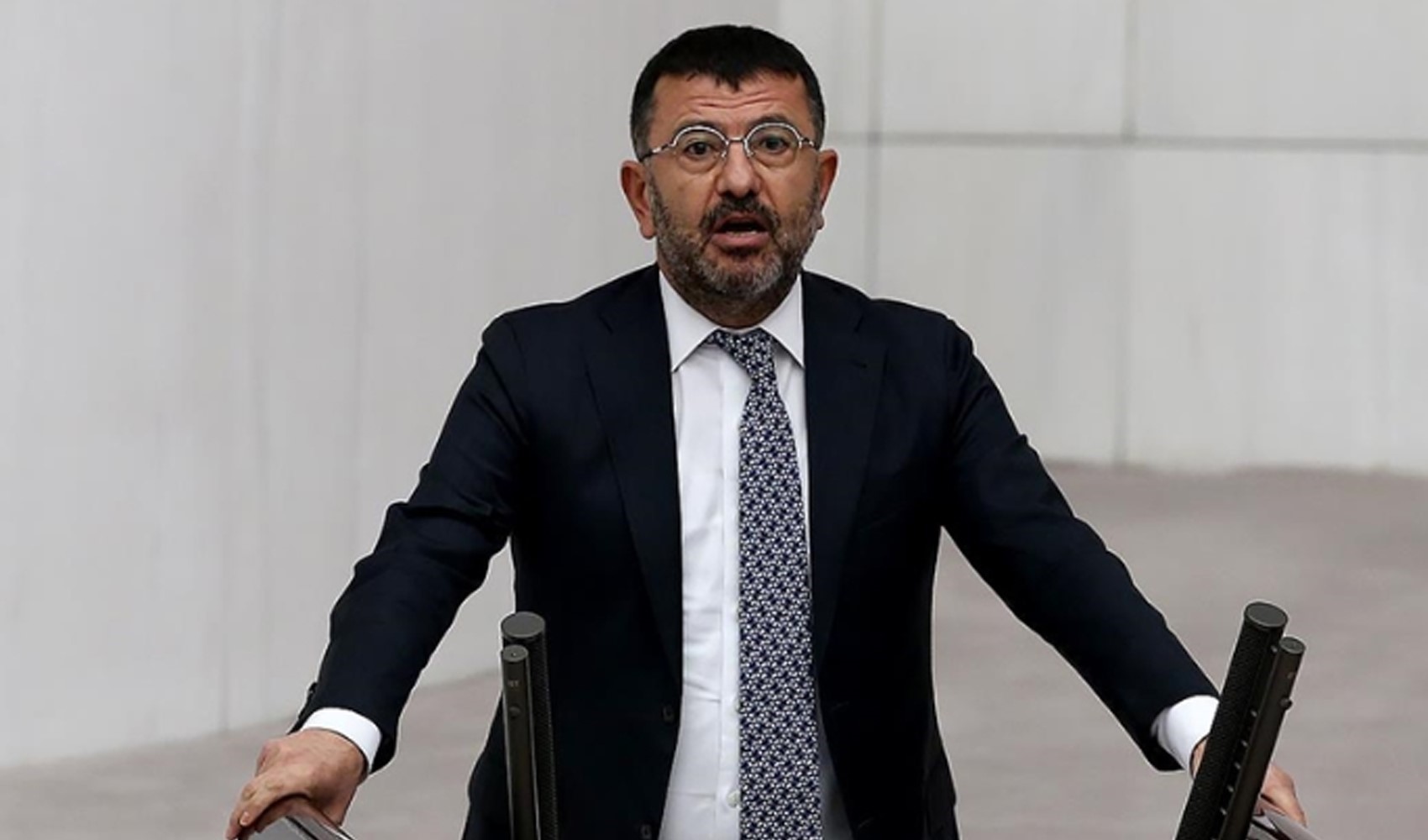 Özkan Yalım'ın hakkındaki iddialarına Veli Ağbaba'dan yanıt: 'Butlan hamlesi' detayı