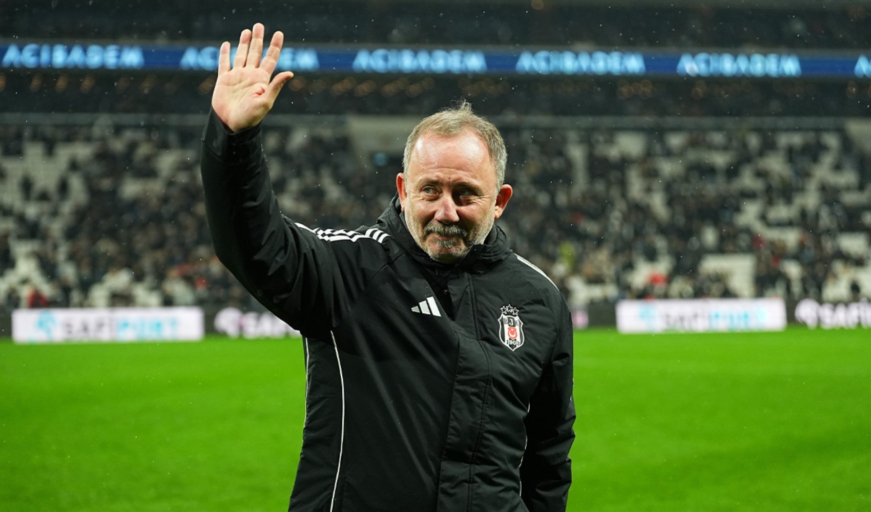 Beşiktaş'ta Sergen Yalçın'ın geleceği cumartesi günü netleşiyor