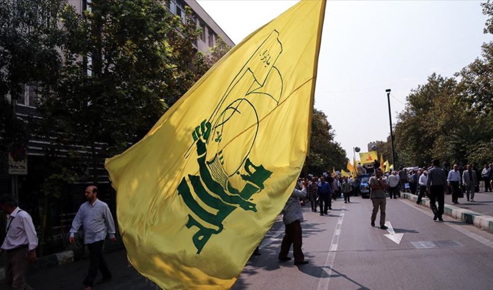 Hizbullah'a ait İHA İsrail'i vurdu: İki sivil ağır yaralandı