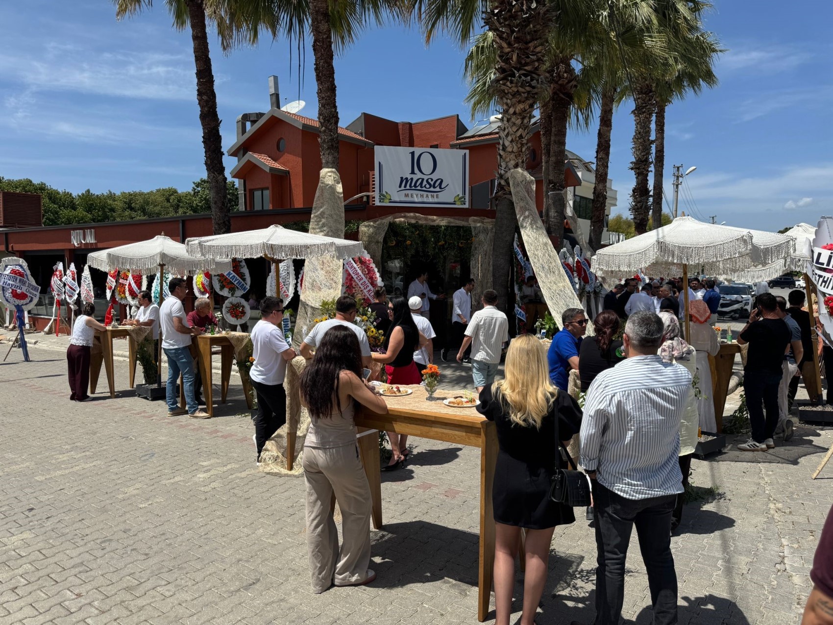 Fethiye'de meyhane açılışını duayla yaptılar: Yeni bir soluk getirecek inşallah