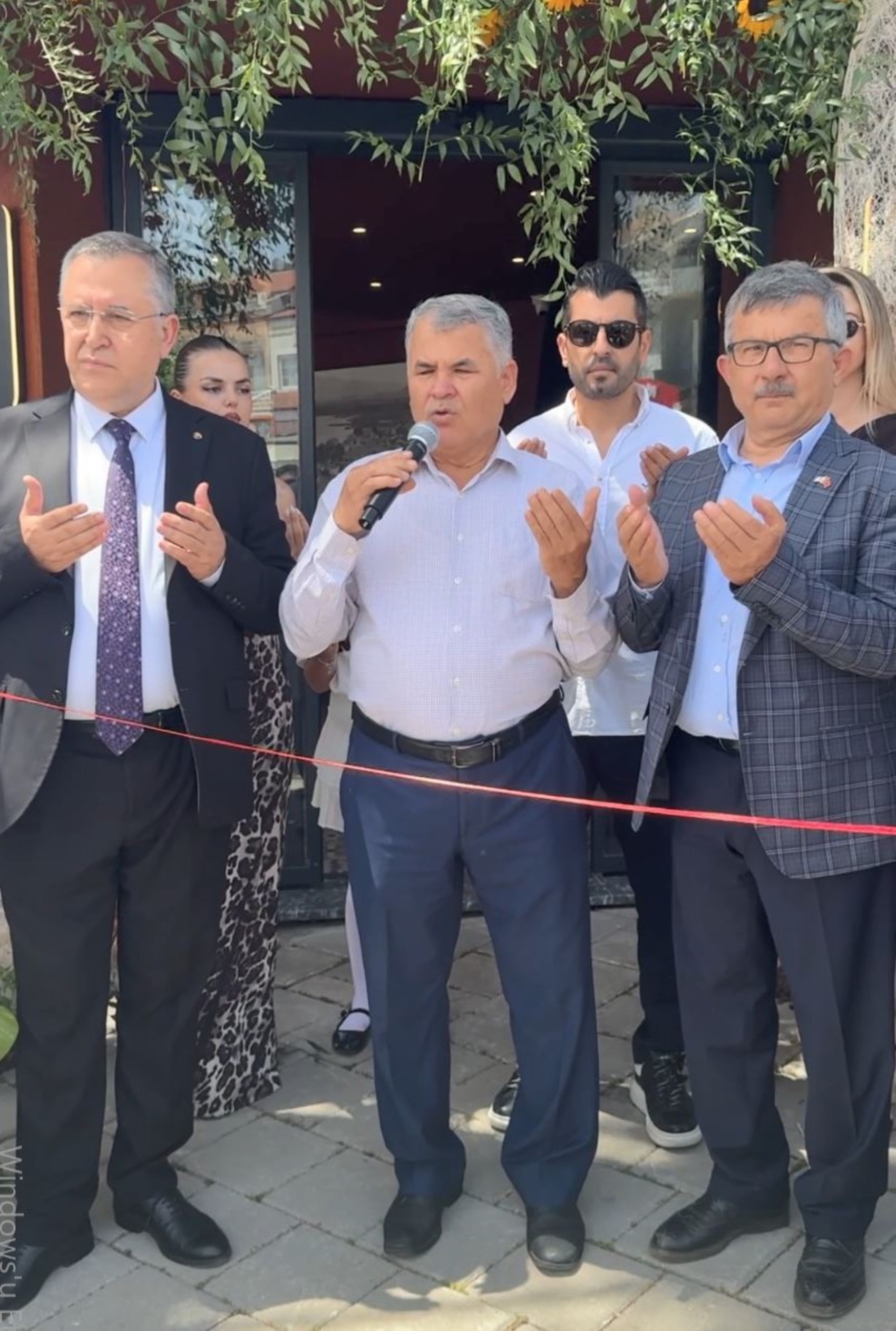 Fethiye'de meyhane açılışını duayla yaptılar: Yeni bir soluk getirecek inşallah