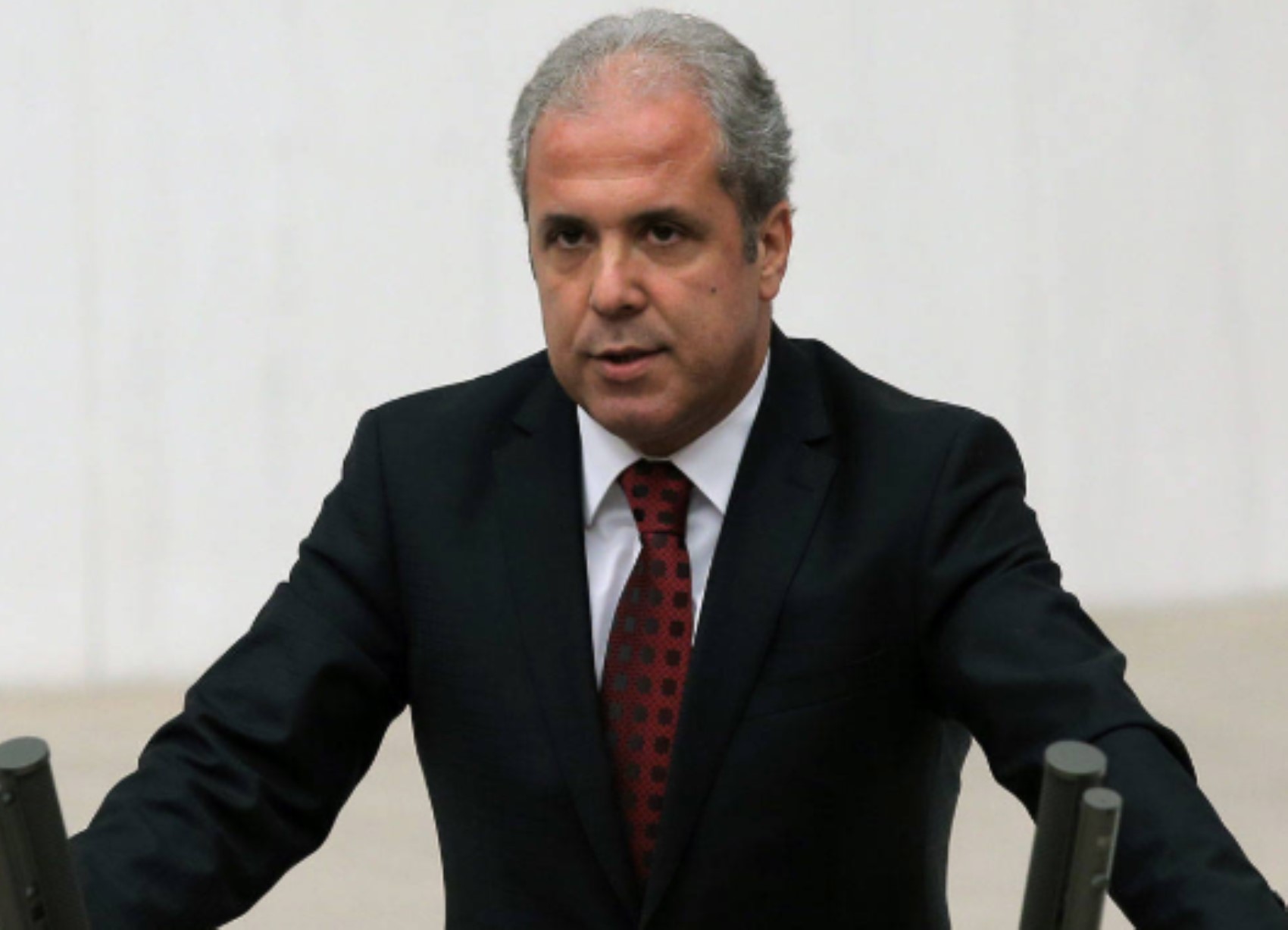 Eski defterler yeniden açıldı: 'Rasim Ozan bana bir kazık attı'