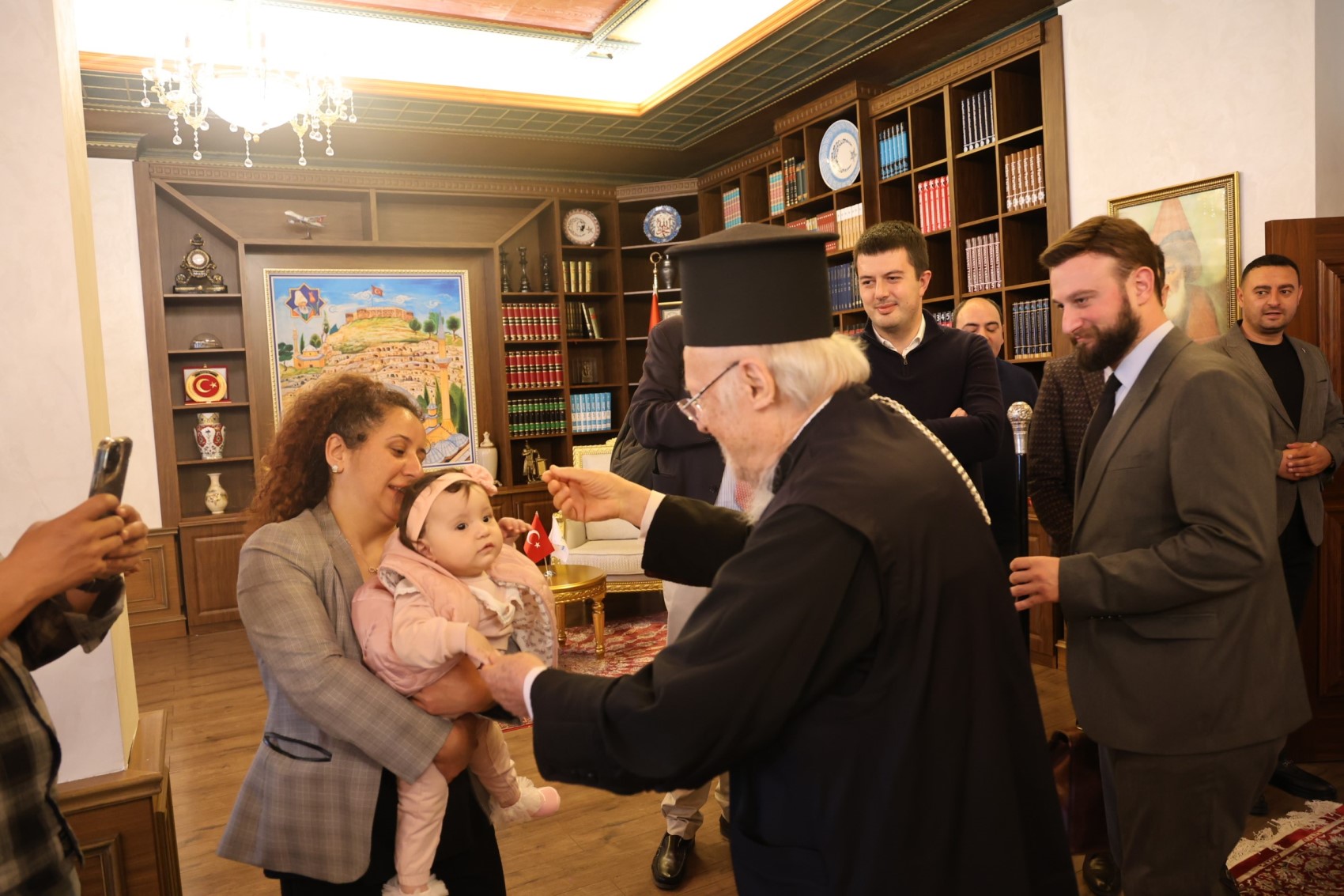 Fener Rum Patriği Bartholomeos Nevşehir'de bir dizi ziyaret gerçekleştirdi: Vali ve Belediye Başkanı ile buluştu