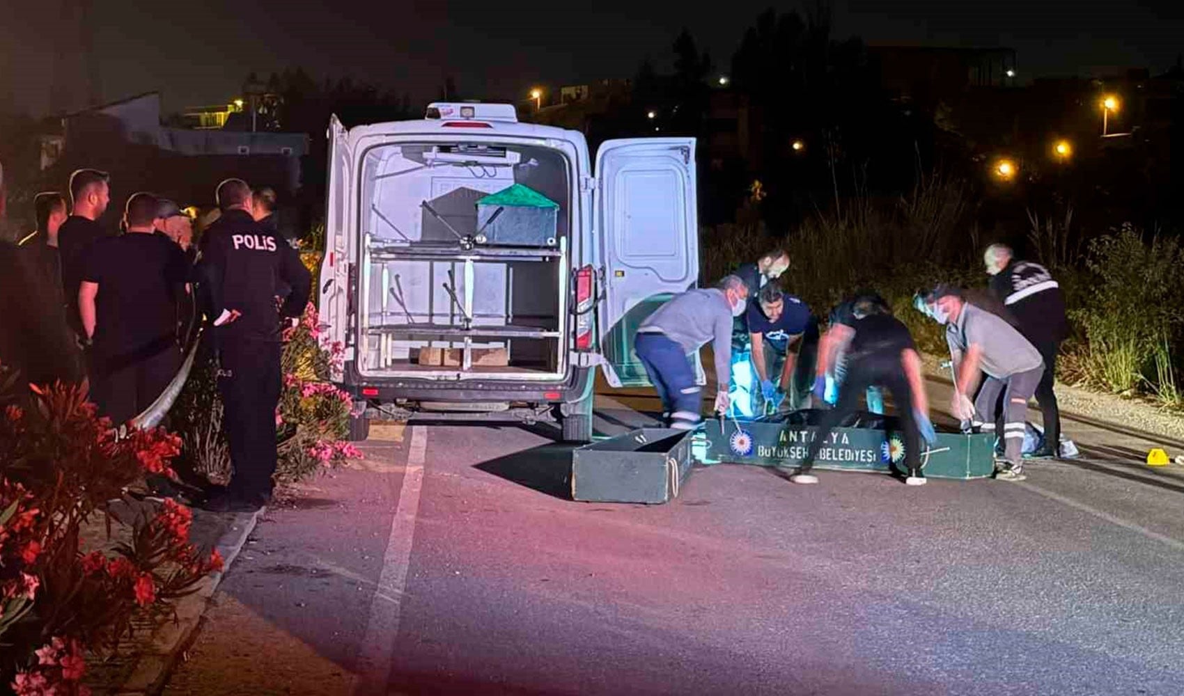 Antalya’da çıkan tartışma cinayetle bitti: 3 ölü