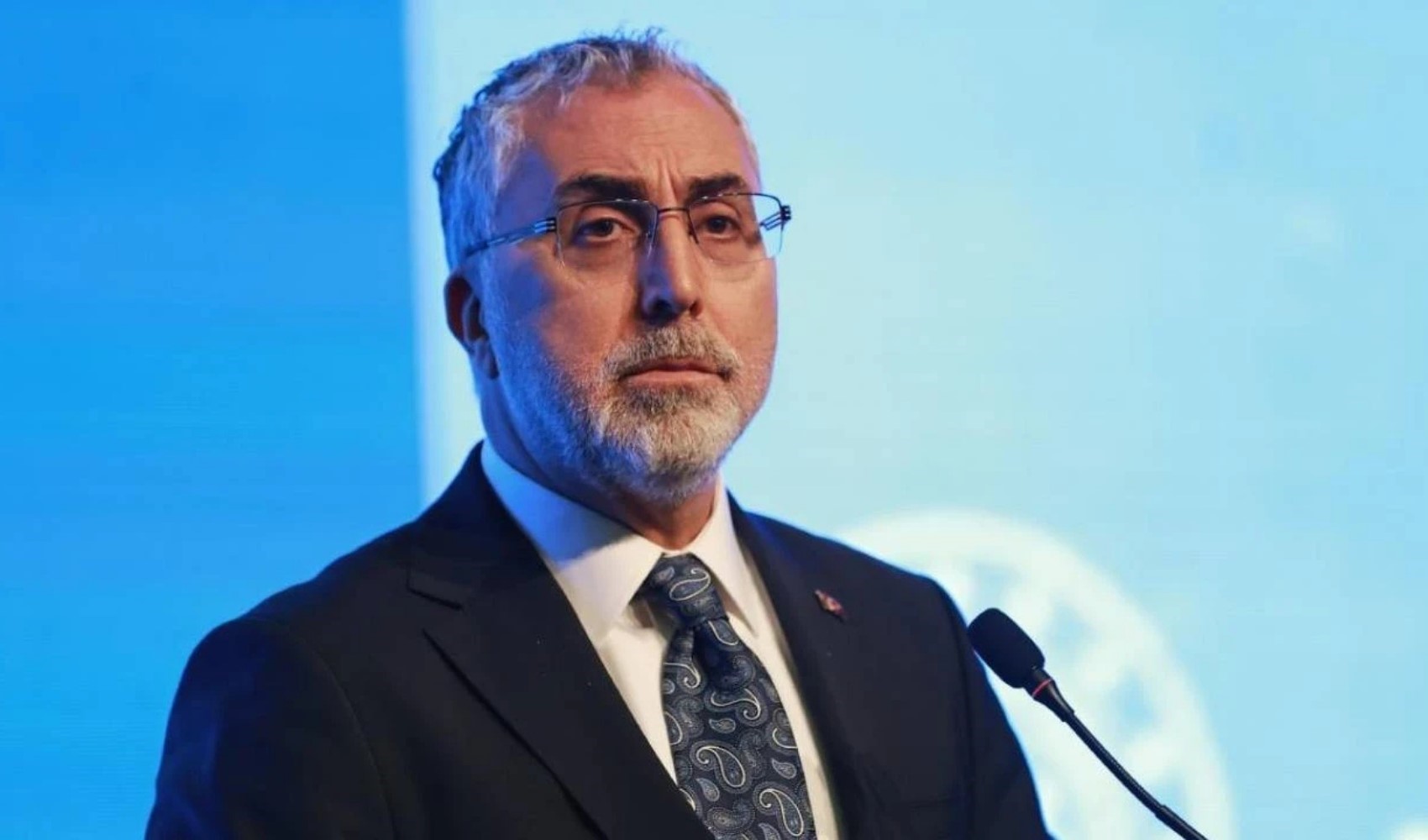 Çalışma Bakanı Vedat Işıkhan'a göre işsizlik 2012'den beri en düşük seviyede
