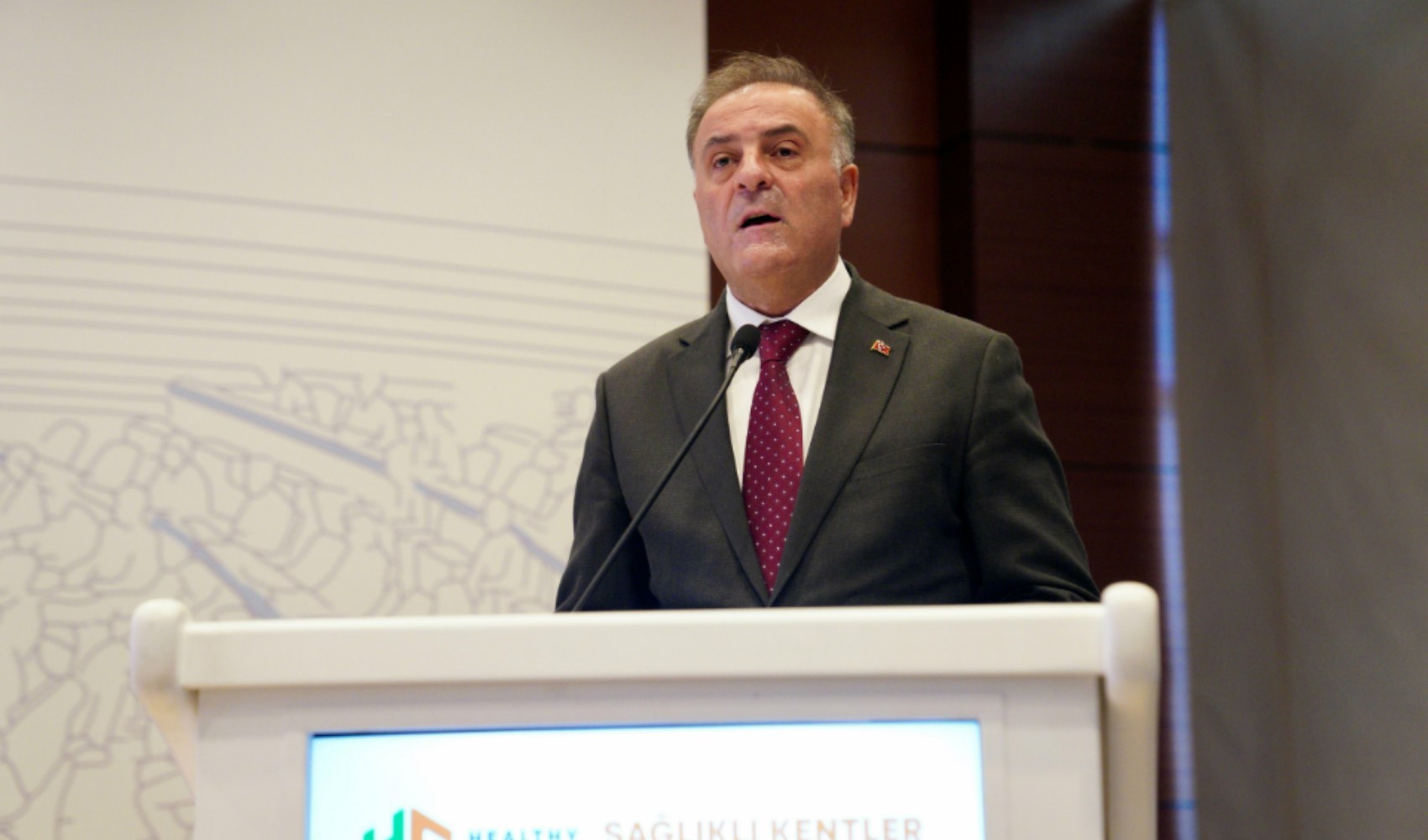 İBB Başkanvekili Aslan’dan operasyon tepkisi: Milyonlara hizmet eden bir kurumu bu şekilde yıpratamazsınız