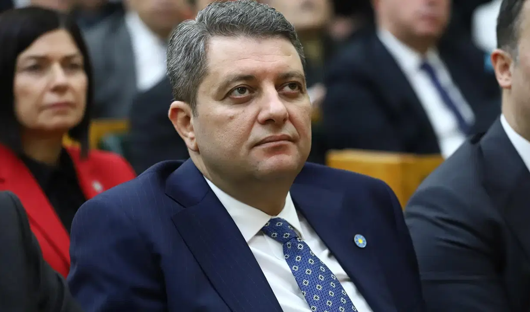 AKP'ye geçeceği iddia edilen Ersin Beyaz'dan ilk açıklama