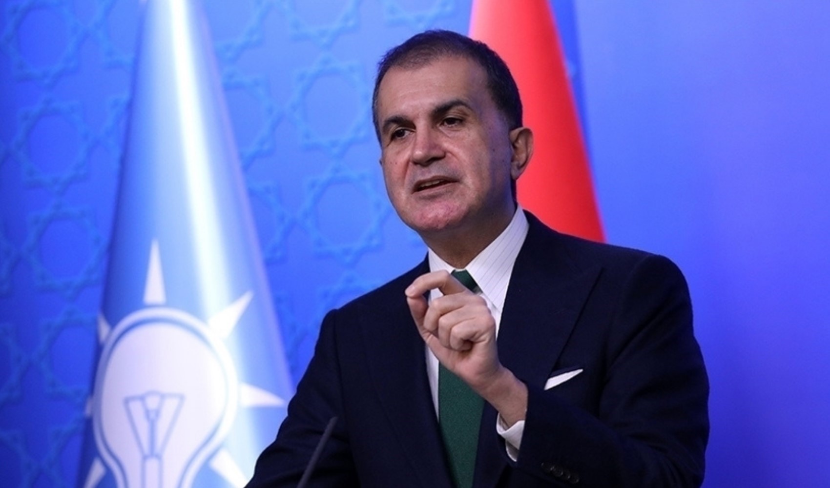 Ömer Çelik'ten Bakan Tekin'e 'müfredat değişikliği' desteği: Son derece isabetli