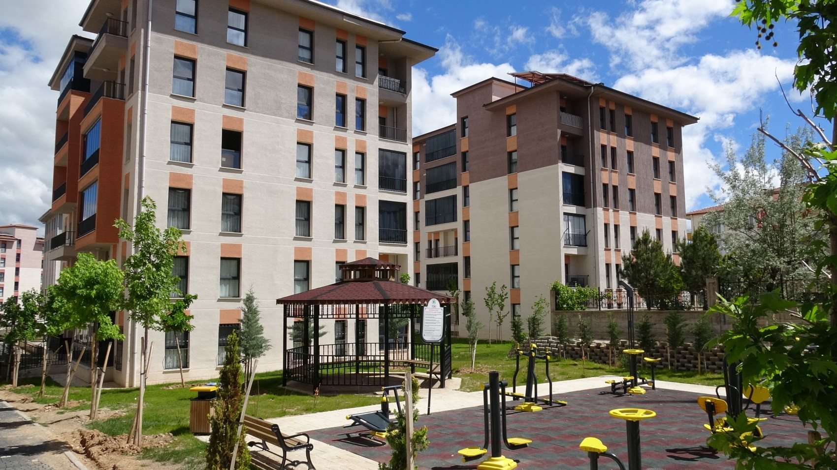 Malatya'da 18 yaşındaki genç kız parkta ölü bulundu