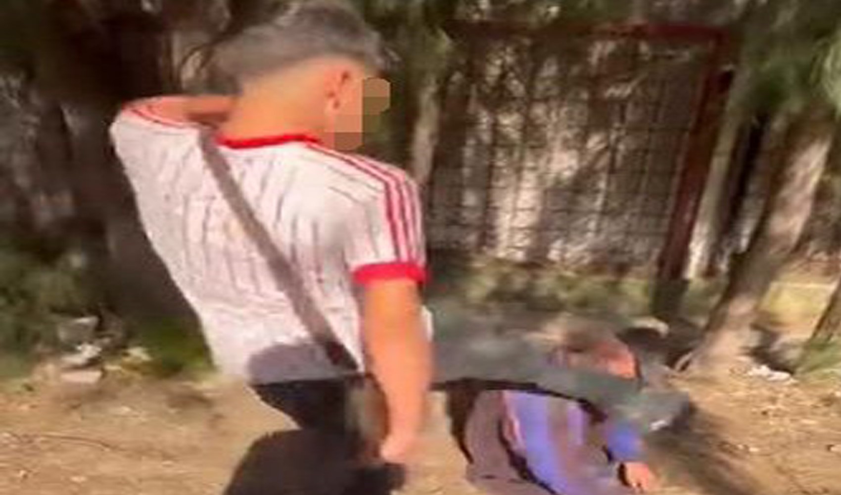 Yaşlı adama tekmeyle saldıran şüpheliler tutuklandı