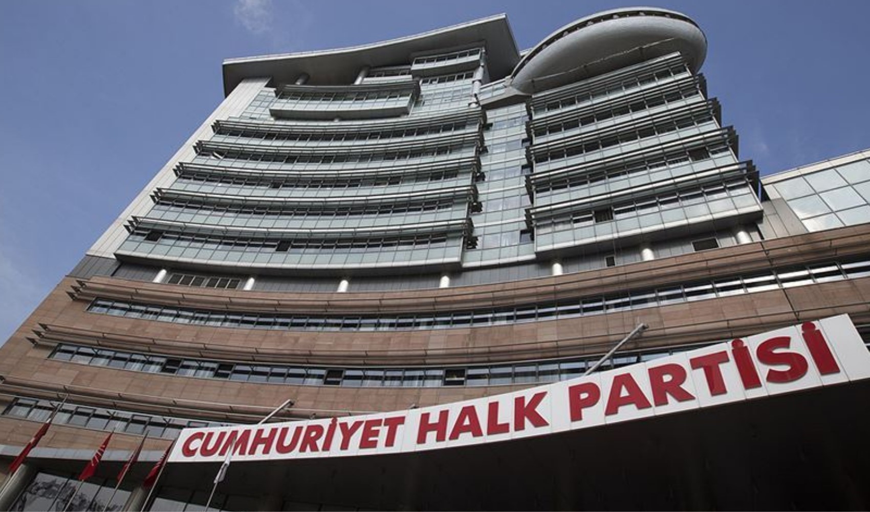 Şamil Tayyar'ın 'CHP'nin örgütü değildir' sözlerine CHP'li Özcan'dan yanıt: Türkiye Cumhuriyeti AKP'nin örgütü değil