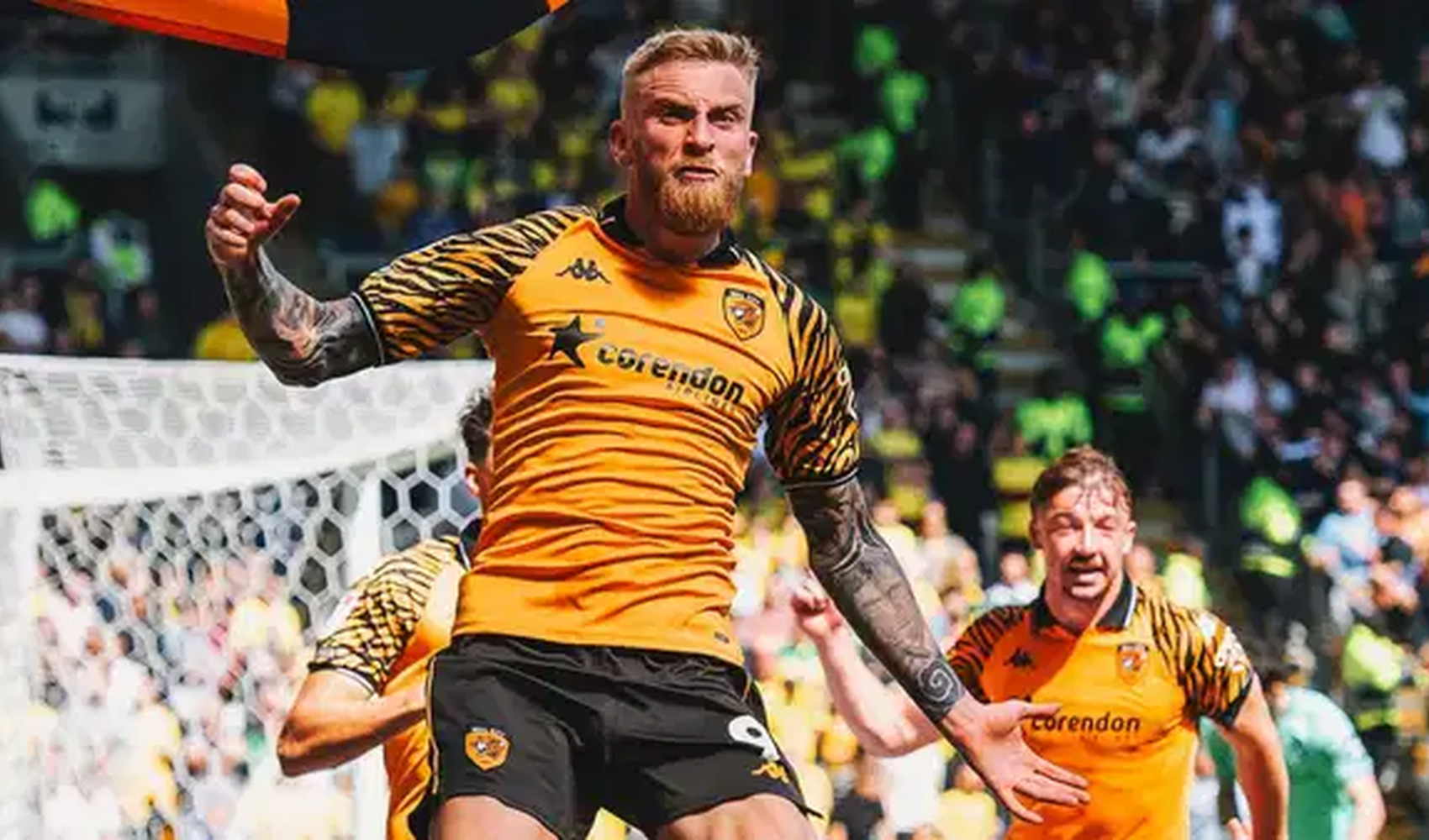 Hull City play-off biletini son maçta aldı