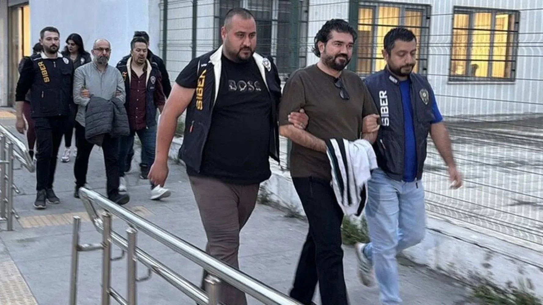 ROK soruşturmasında ayrıntılar ortaya çıkıyor: Şifresi kırılan telefon ağı devasa ağı ortaya çıkardı! Halil Falyalı detayı
