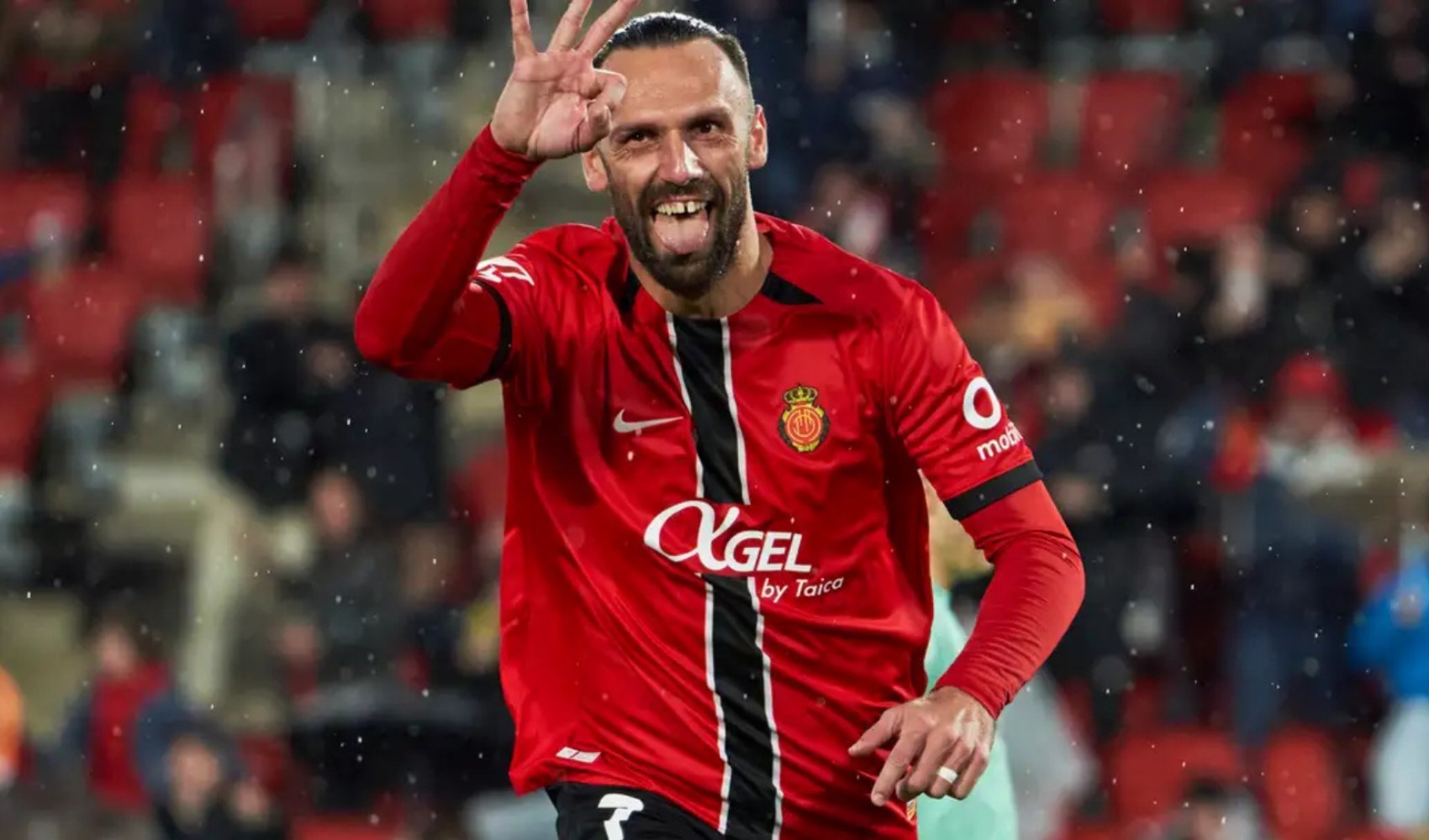 Fenerbahçe ve Galatasaray Vedat Muriqi'nin peşinde