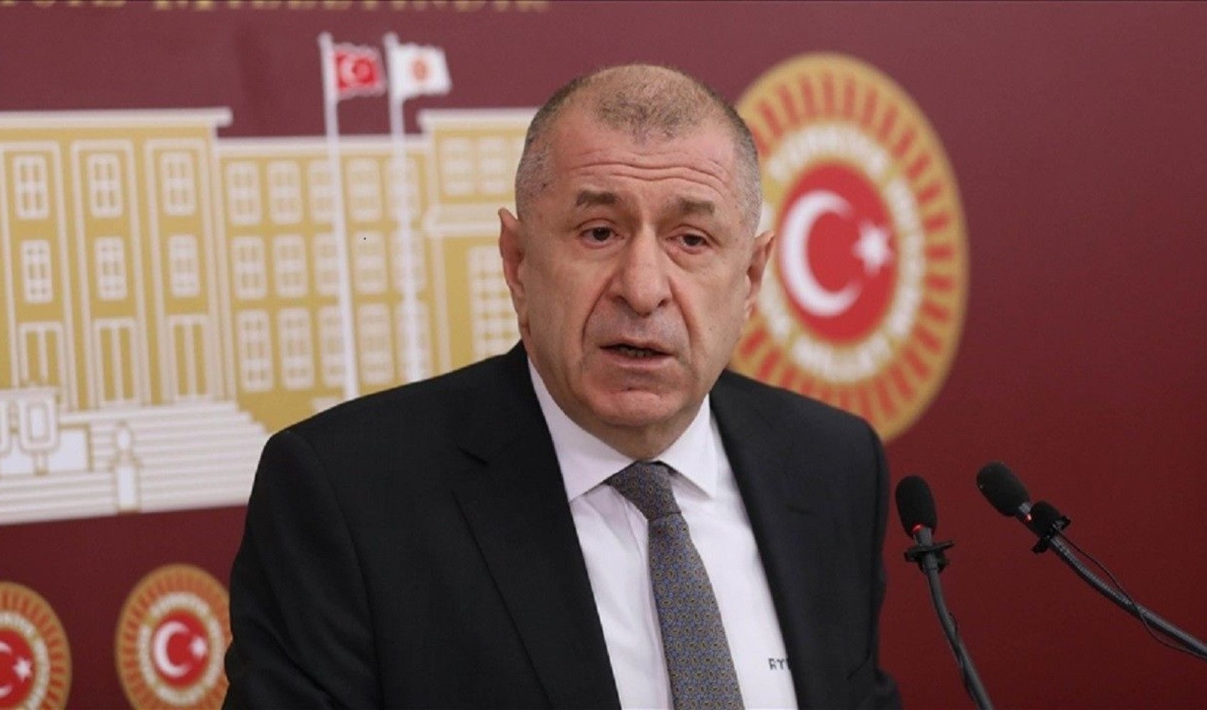Ümit Özdağ'dan CHP Genel Merkezi'ne 'destek' ziyareti: Açıklamalarda bulundu