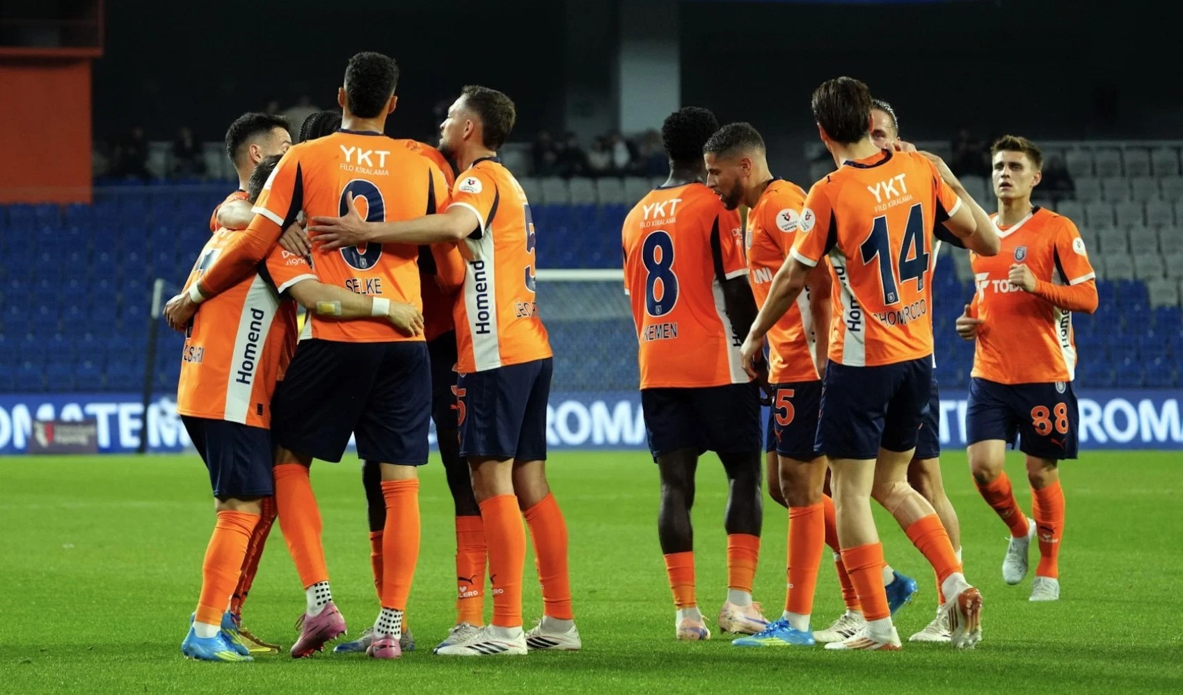 Trabzonspor’un zaferi Başakşehir’i Avrupa’ya taşıdı