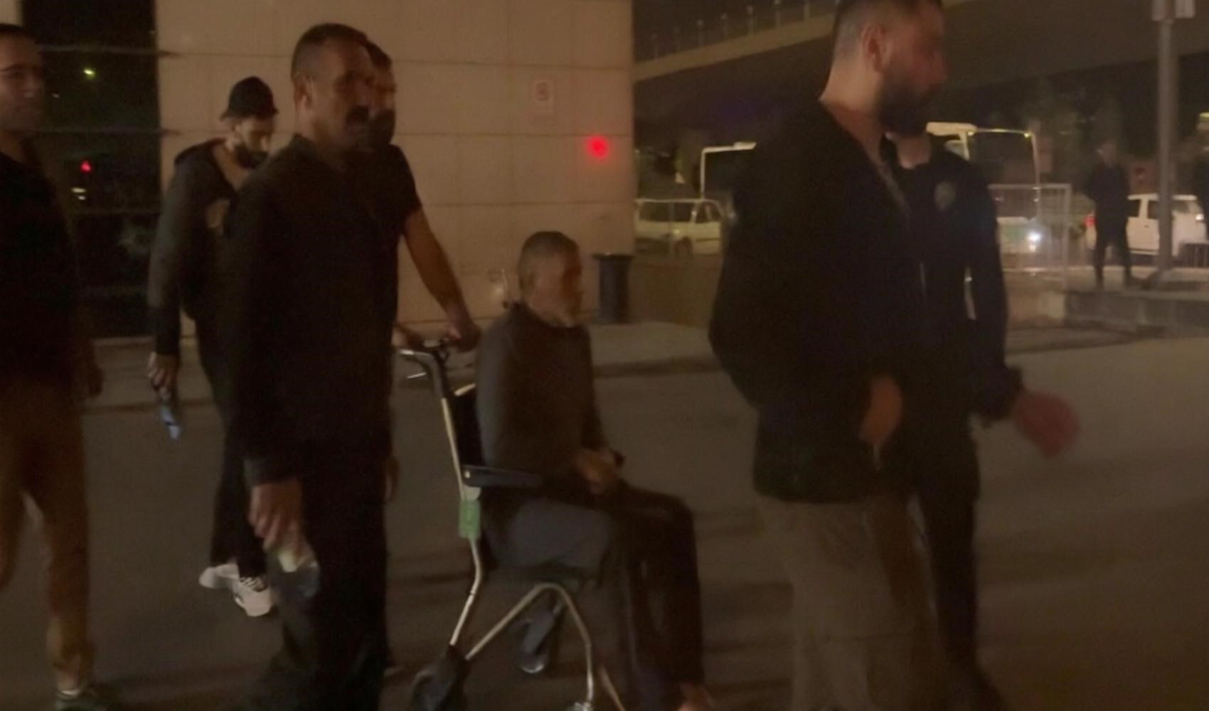 Kayınbaba kızıyla boşanma aşamasındaki damadını vurdu