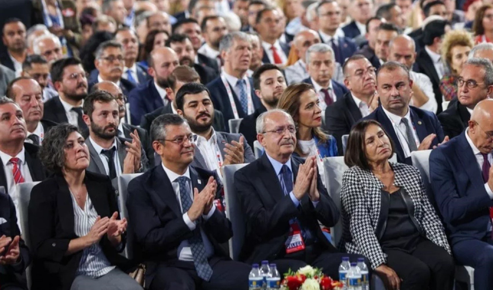 CHP'de mutlak butlan sonrası kurultay için tarih verildi!