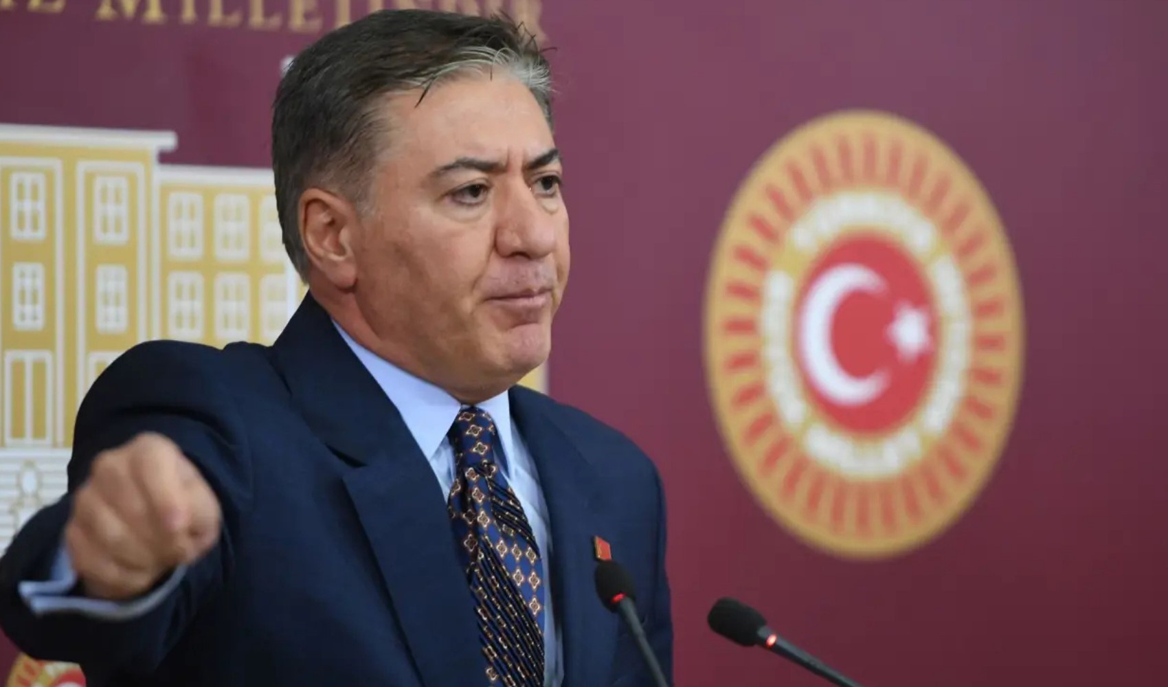 CHP'li Murat Emir'den 'Trump'ın Erdoğan'a teşekkür' mesajına tepki