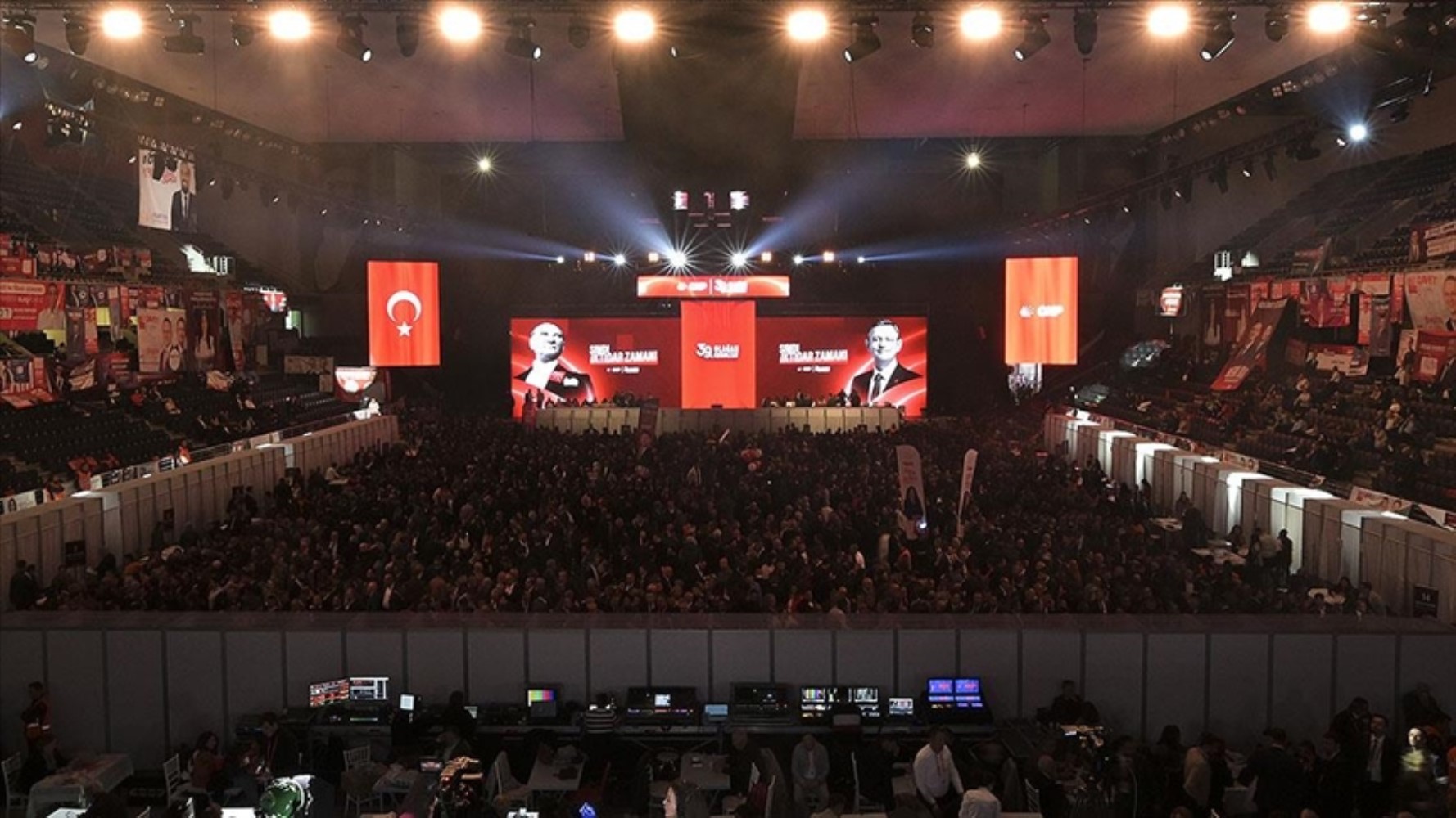 CHP'de Kurultay senaryosu netleşiyor: Kılıçdaroğlu cephesinde bahane hazır