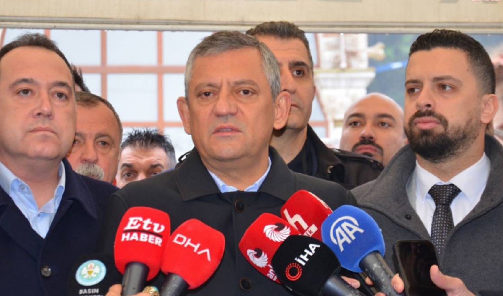 Özgür Özel'den bayram namazı sonrası bir çağrı daha!
