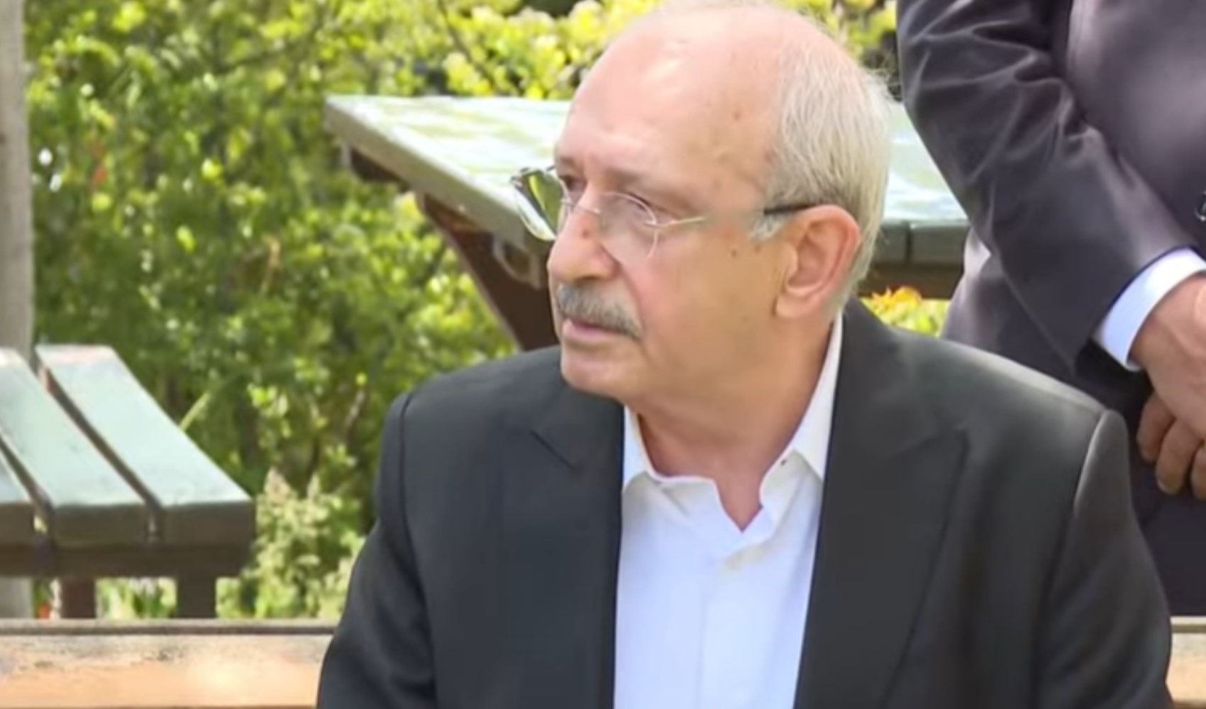 Kılıçdaroğlu'ndan kurultay için şartlı onay