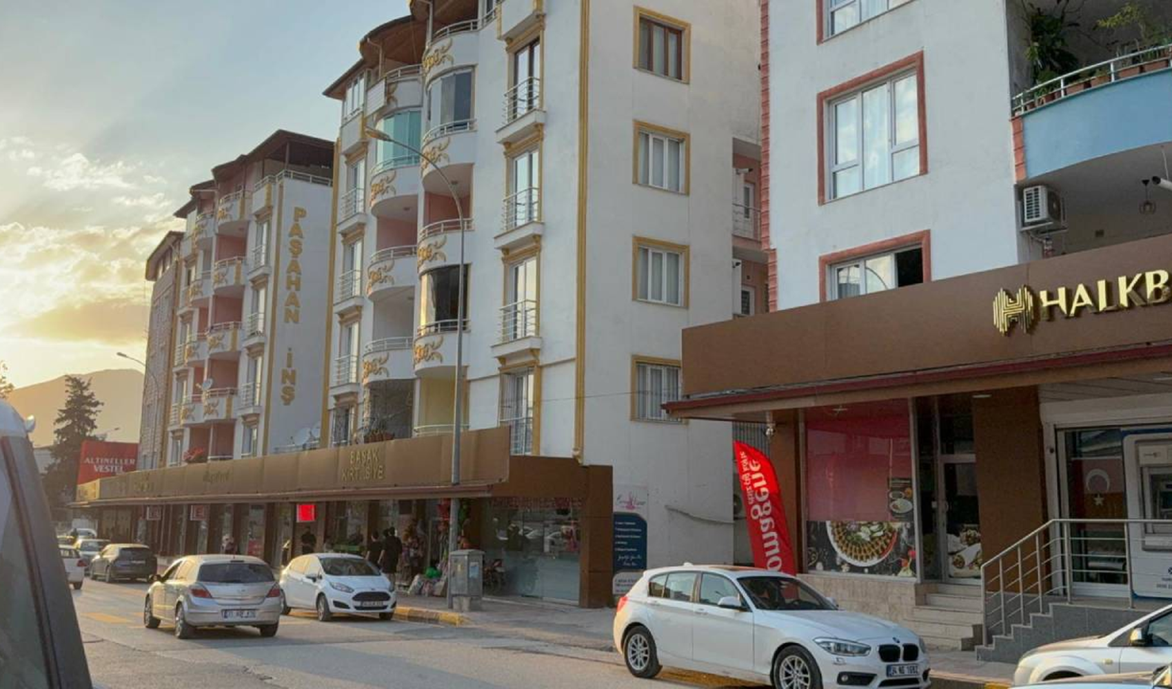Üç yaşındaki çocuğunu boğarak öldürdü