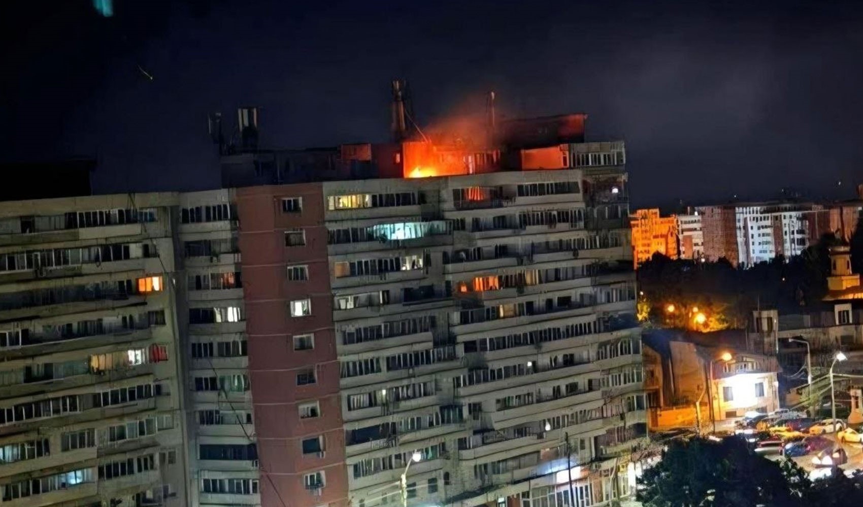 Rus İHA'sı NATO üyesi Romanya'daki bir apartmana düştü!
