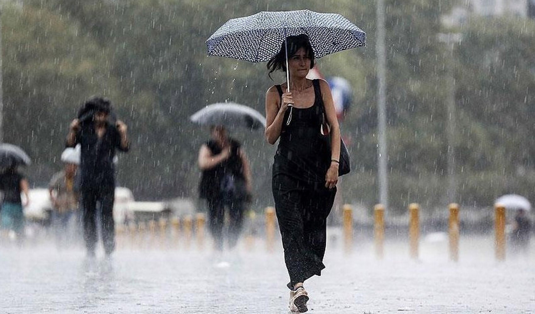 Meteoroloji'den çok sayıda kente sağanak uyarısı
