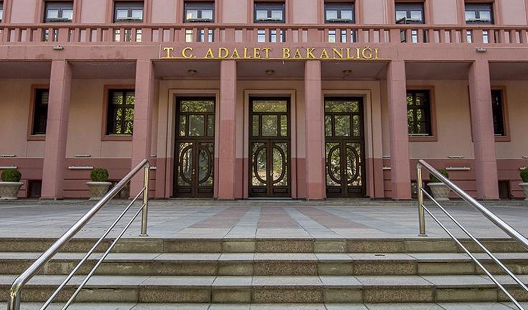 Adalet Bakanlığı’ndan e-Duruşma için yeni düzenleme