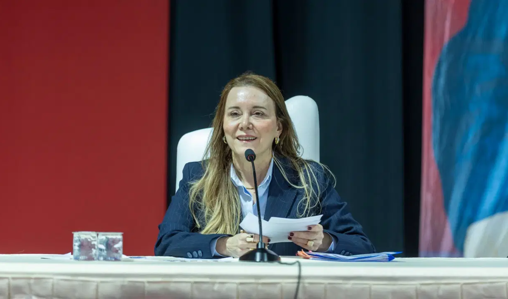Konak Belediye Başkanı Nilüfer Çınarlı Mutlu'dan 'tetikçi tutma' suçlamalarına sert tepki