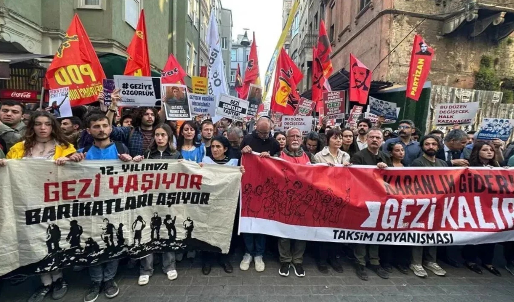 Polis ablukası altında Gezi'nin 13. yılı... Taksim'de anma gerçekleşti