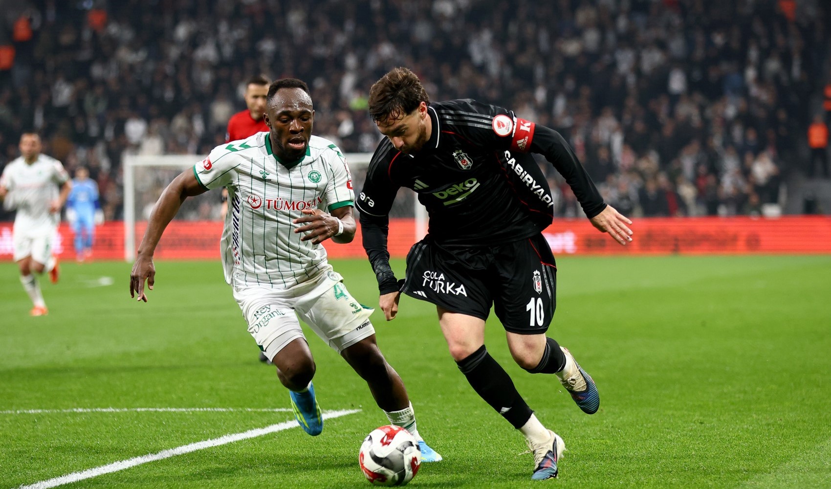 Türkiye Kupası'nda ilk finalist belli oldu, Beşiktaş tek golle yenildi