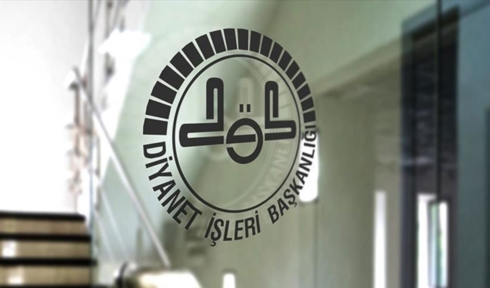 Diyanet personeline sosyal medya uyarısı