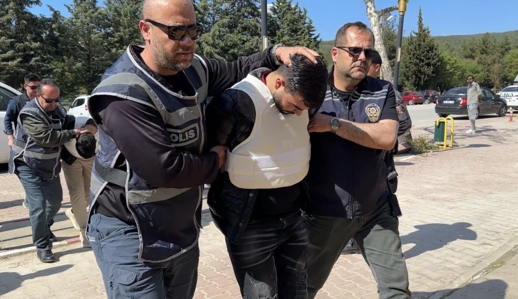 Kübra'nın katilleri, sosyal medya hesabına girip yaşıyor süsü vermiş: Bunu yaptıysa hayatta dedik