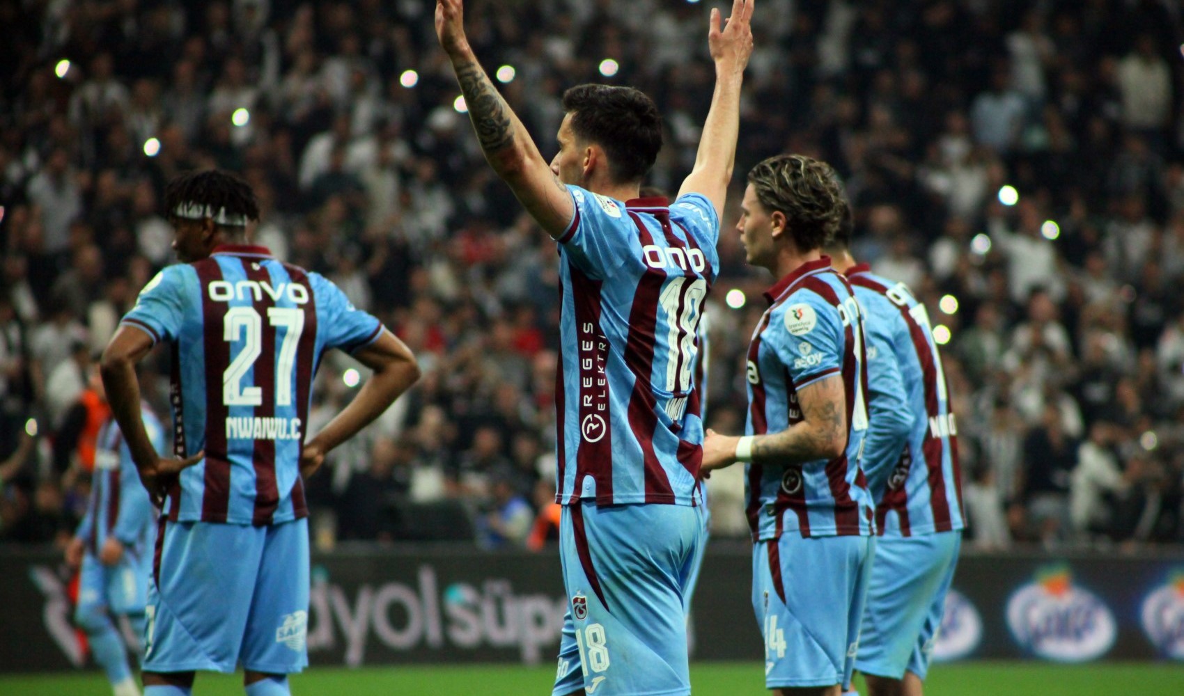 Trabzonspor derbide Beşiktaş'ı mağlup etti