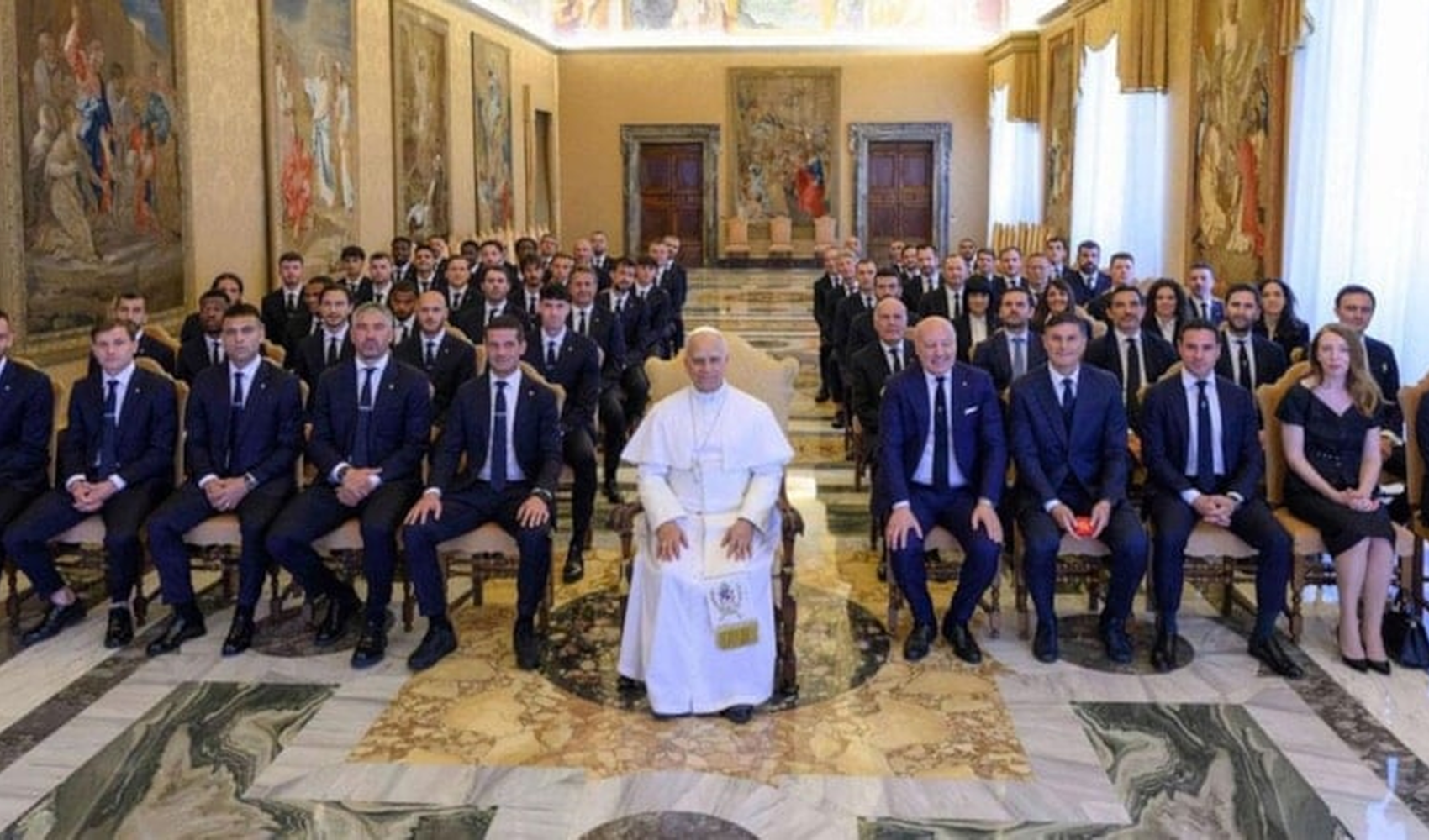 Inter şampiyonluğunun ardından Vatikan’da Papa ile buluştu: Hakan Çalhanoğlu karede yer almadı