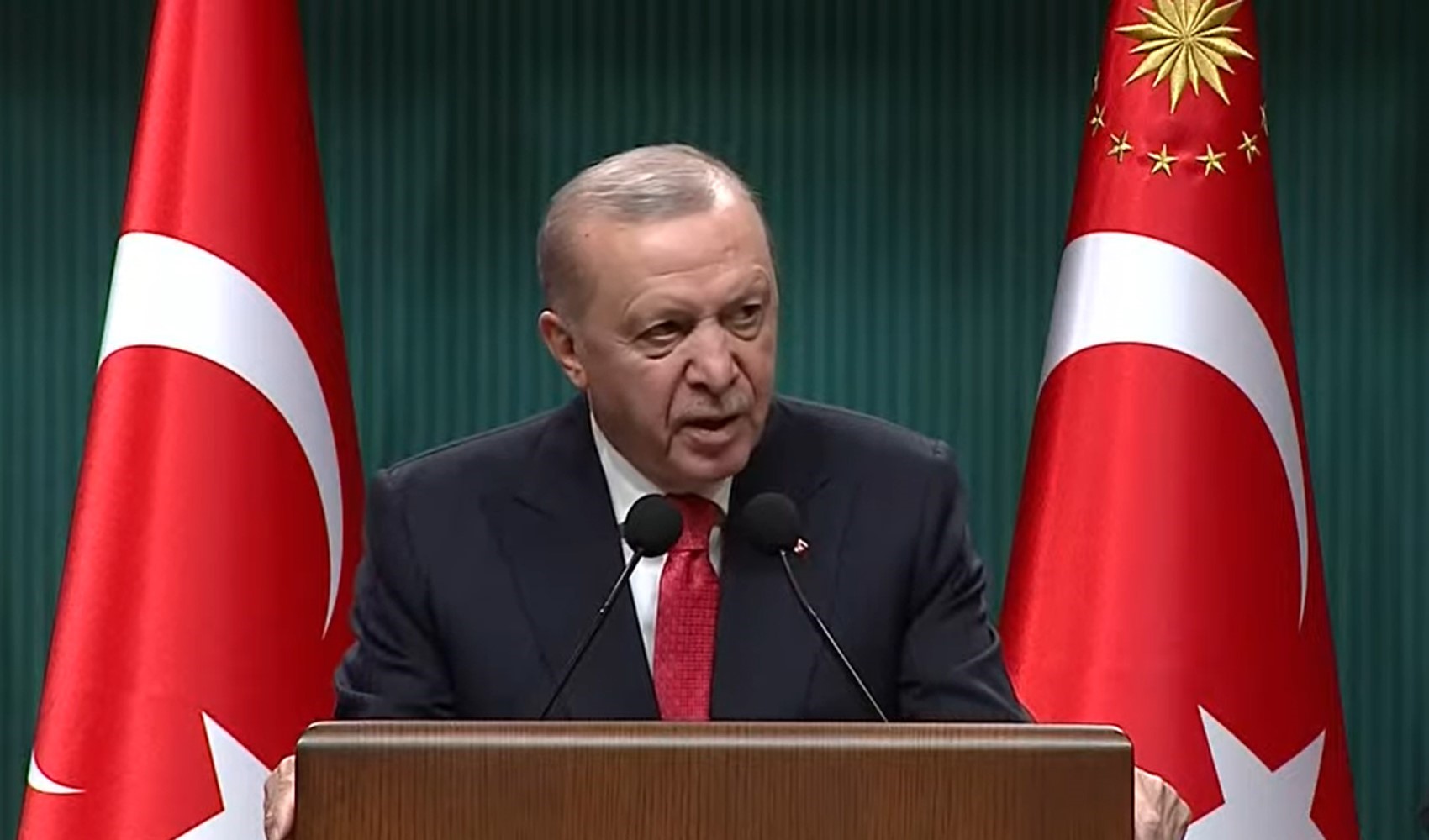 Cumhurbaşkanı Erdoğan'dan, 'CHP'deki tartışmalarda yokuz' çıkışı