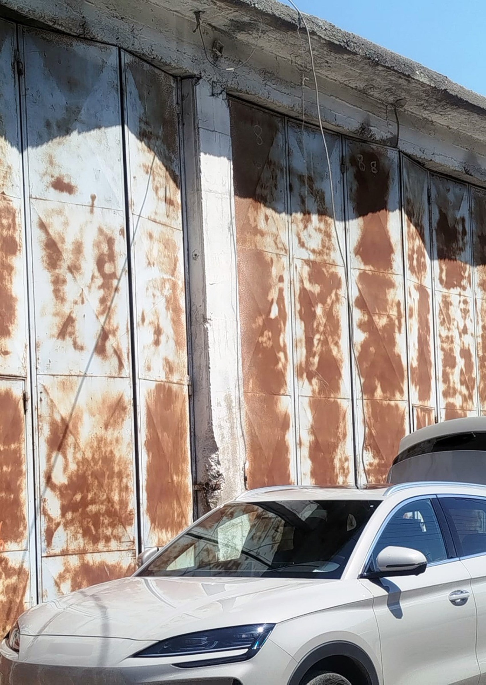 Şanlıurfa’da kaçak elektrikle araç şarj istasyonu