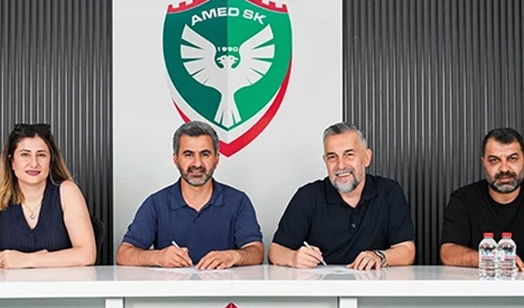 Beşiktaş'ın eski hocası Amedspor yolunda