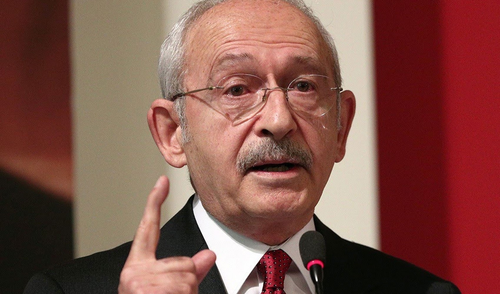 CHP'de yeni ihraç dalgası yolda: Yandaş gazeteci Kılıçdaroğlu'nun listesindeki 5 ismi açıkladı!