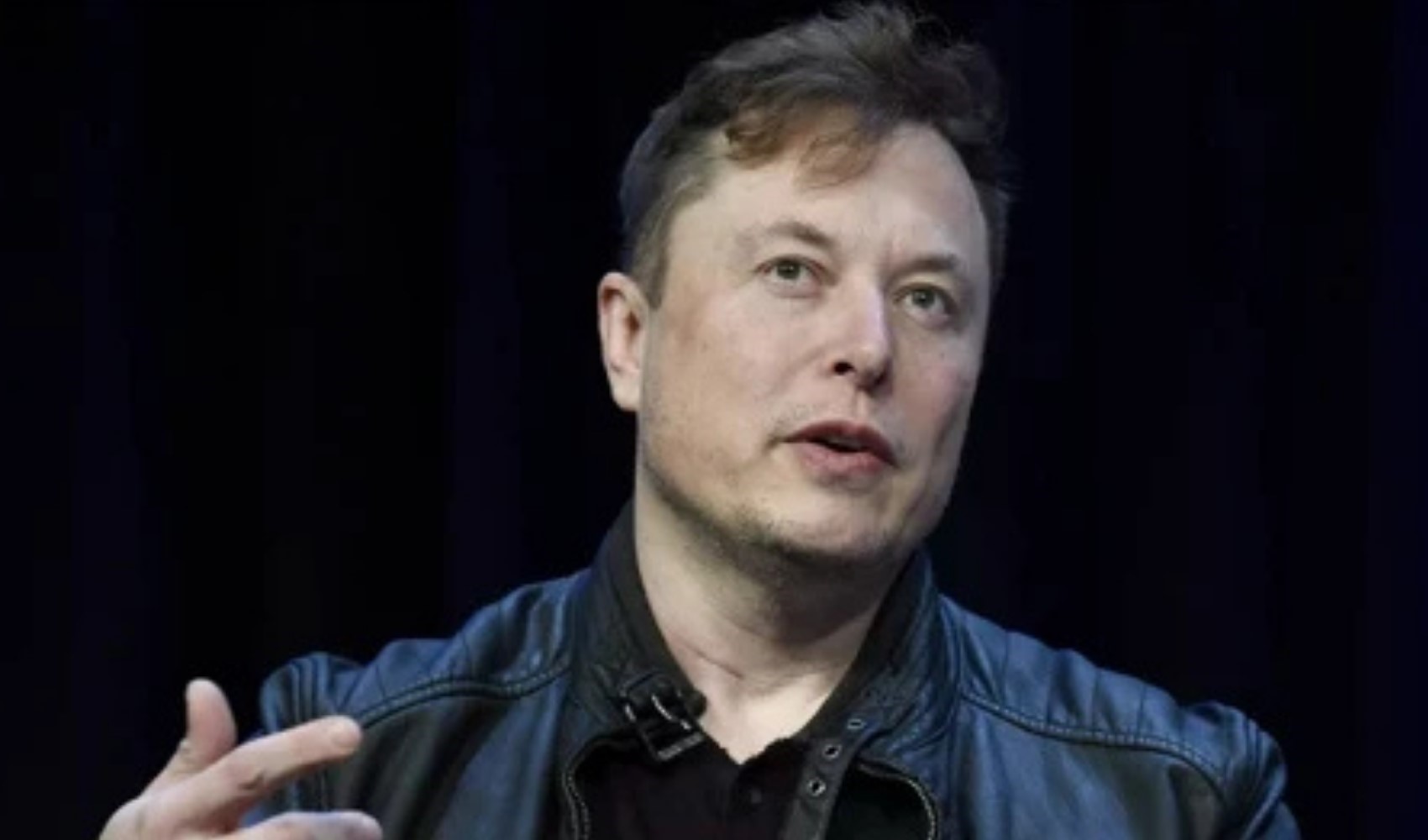 Elon Musk trilyonerler kulübüne adını ilk yazdıran isim oldu