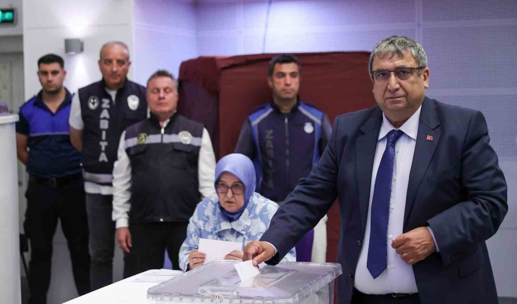Hüseyin Benzer, Buca Belediyesi başkanvekili seçildi