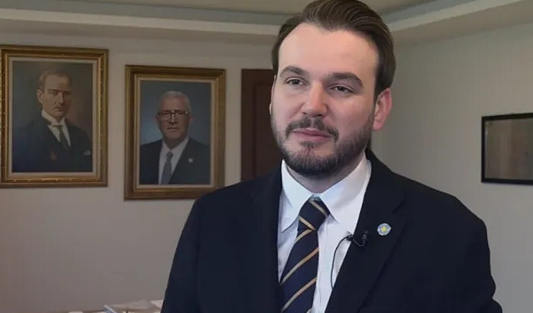 'Türkiye'ye yeni bir devlet sistemi dayatılmak isteniyor'