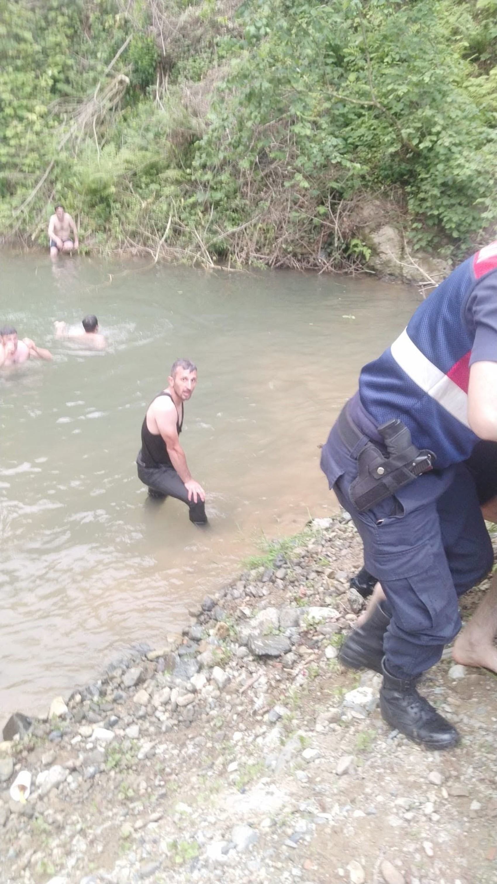 Artvin'de imam ve müezzin girdikleri gölette boğuldu